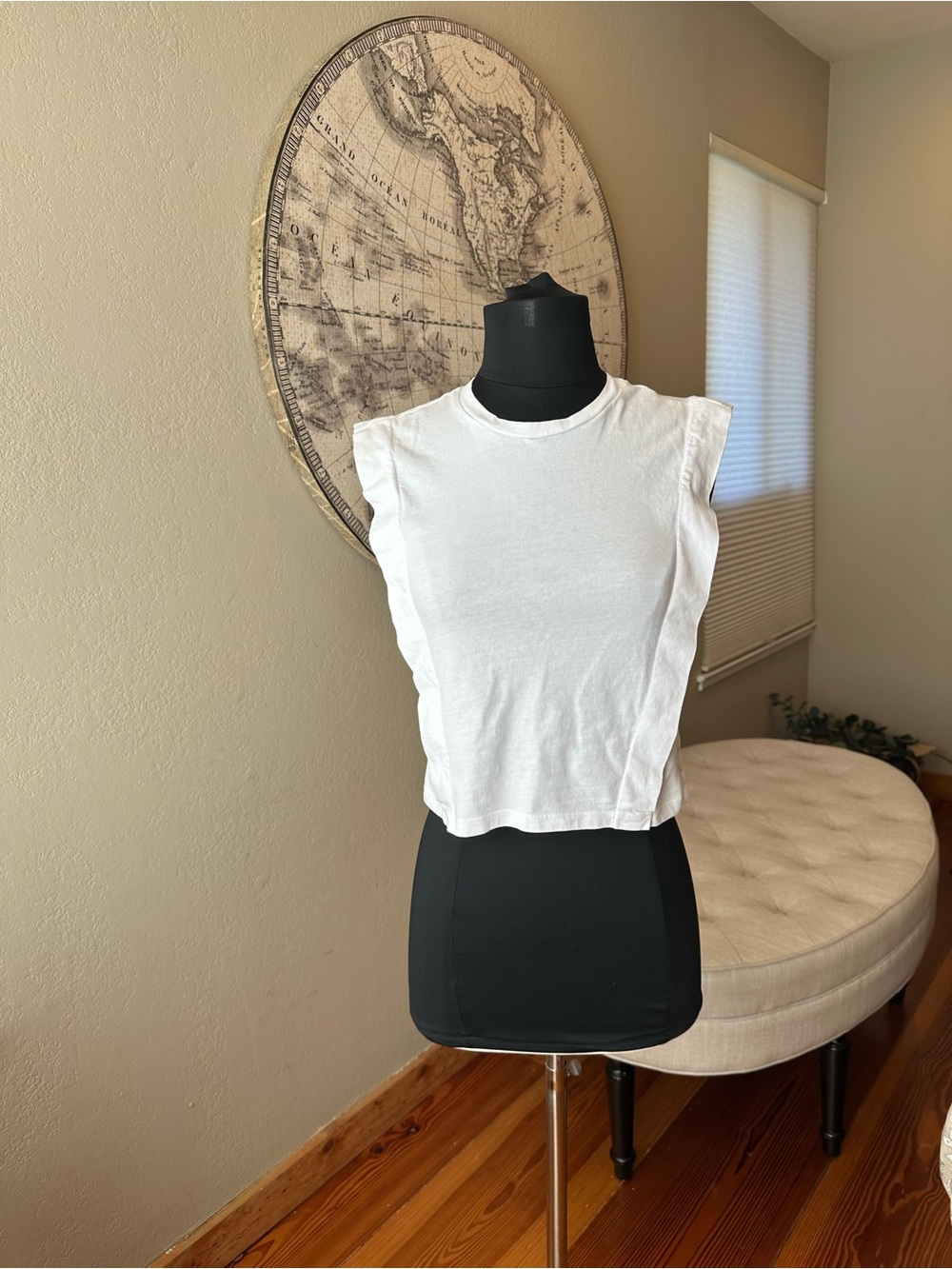 Anthropologie Pilcro White Ruffle Sleeve Crop Top
